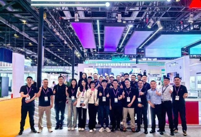 东微智能携多元新质应用方案亮相北京InfoComm China展